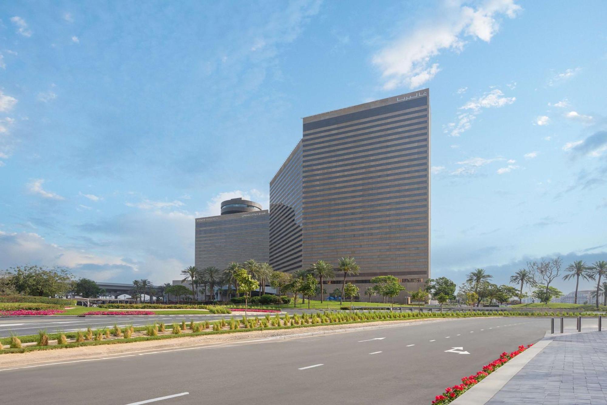 Hyatt Regency Dubai - Corniche Hotel Екстериор снимка